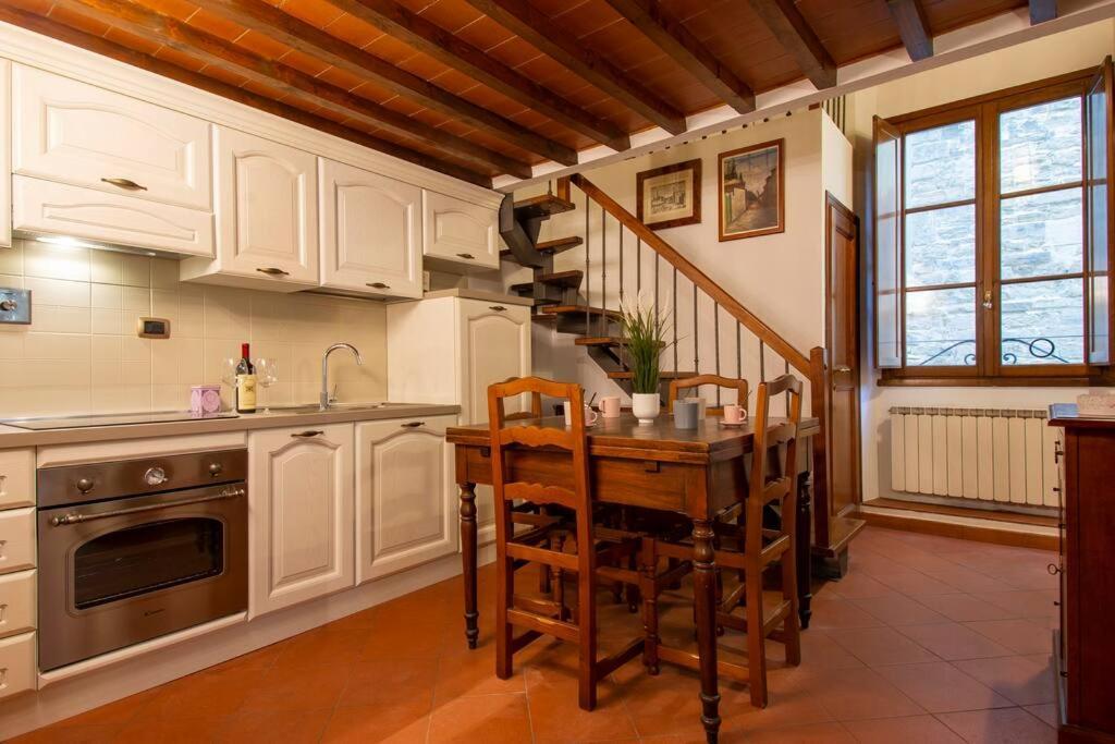 Demedici Apt W/ 2Br 1' Walk Uffizi & Ponte Vecchio Florence Exterior photo