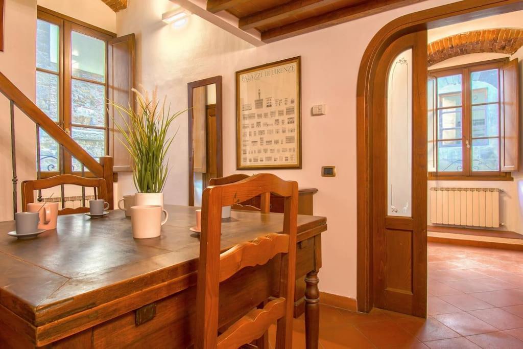 Demedici Apt W/ 2Br 1' Walk Uffizi & Ponte Vecchio Florence Exterior photo