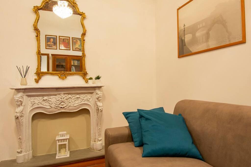 Demedici Apt W/ 2Br 1' Walk Uffizi & Ponte Vecchio Florence Exterior photo